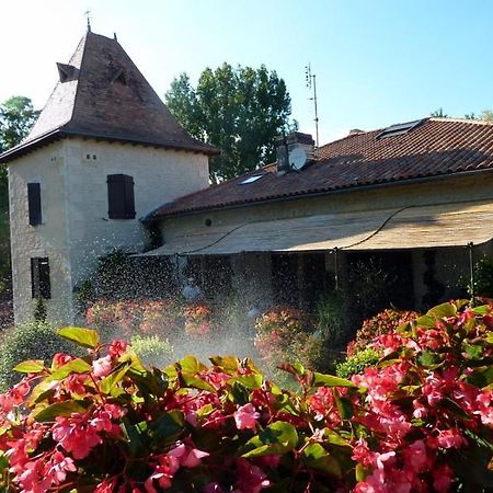 فندق Moulin Rouhaud Montboyer المظهر الخارجي الصورة