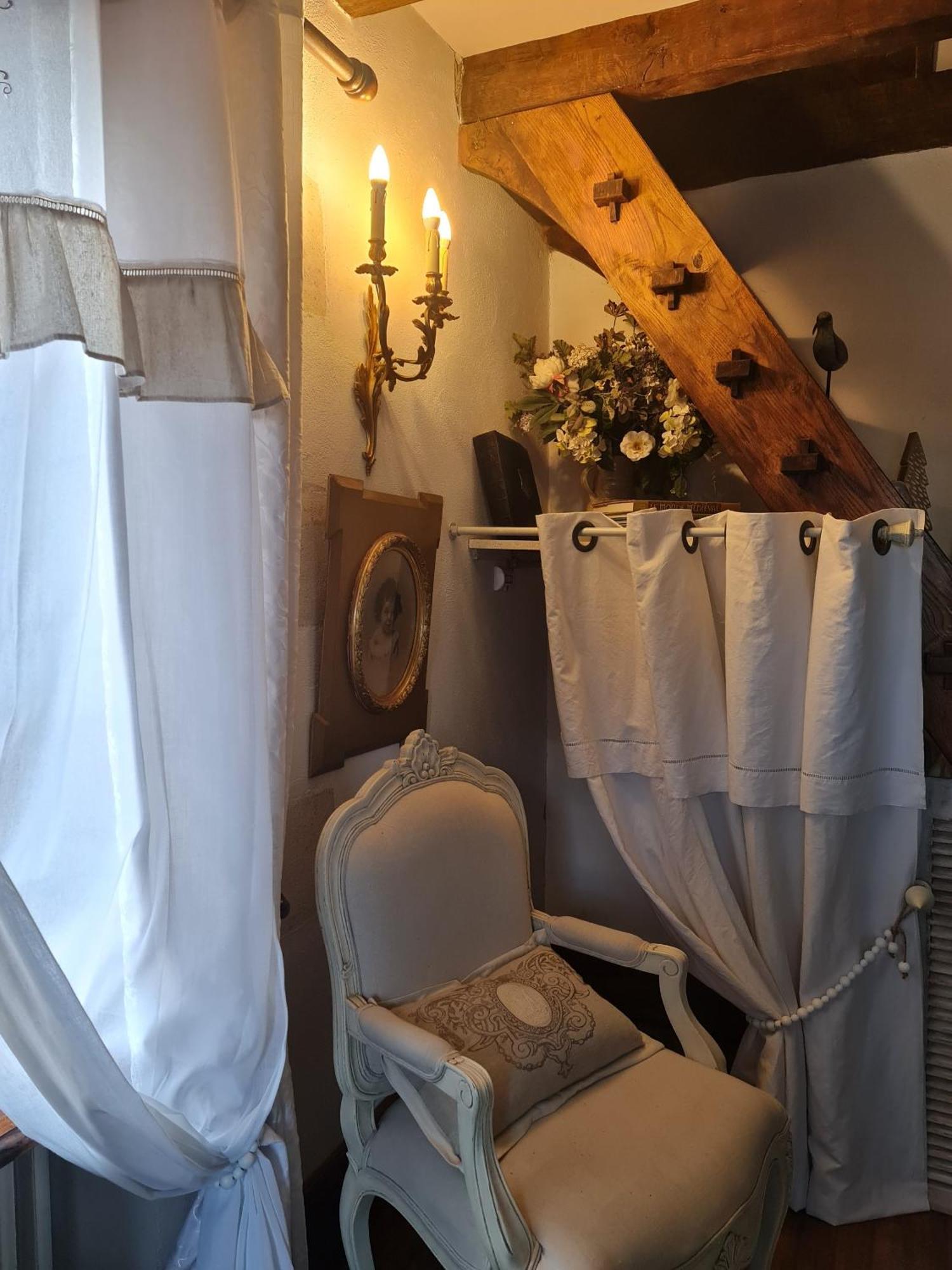 فندق Moulin Rouhaud Montboyer الغرفة الصورة